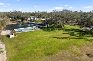 1228 Wagon Wheel Dr, Sarasota, FL 34240 - Photo 3