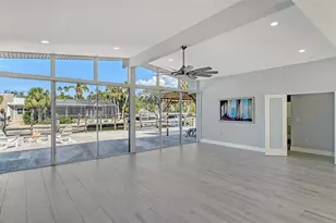 619 Buttonwood Dr, Longboat Key, FL 34228 - Photo 27