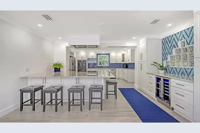 619 Buttonwood Drive, Longboat Key, FL 34228 - Photo 9