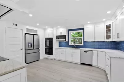 619 Buttonwood Drive, Longboat Key, FL 34228 - Photo 13