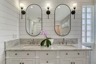 619 Buttonwood Dr, Longboat Key, FL 34228 - Photo 39