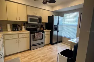 4570 Weybridge, Sarasota, FL 34235 - Photo 3