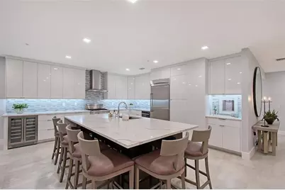 650 Golden Gate Point #403, Sarasota, FL 34236 - Photo 11