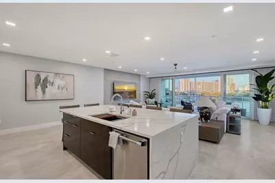 650 Golden Gate Point #403, Sarasota, FL 34236 - Photo 9