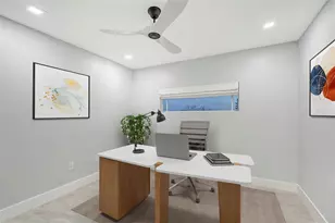 650 Golden Gate Point, Sarasota, FL 34236 - Photo 27