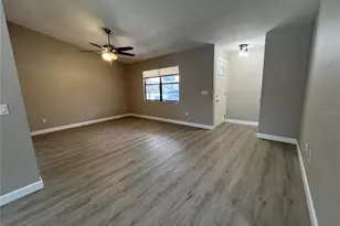 4509 30th St Cir E, Bradenton, FL 34203 - Photo 5