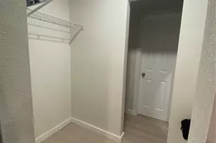 2900 Woodpine Ct, Sarasota, FL 34231 - Photo 49