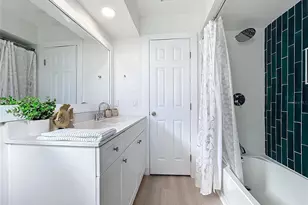 2900 Woodpine Ct, Sarasota, FL 34231 - Photo 27