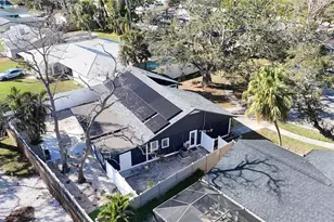 2900 Woodpine Ct, Sarasota, FL 34231 - Photo 63