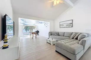 2900 Woodpine Ct, Sarasota, FL 34231 - Photo 19