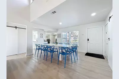 2900 Woodpine Court, Sarasota, FL 34231 - Photo 11