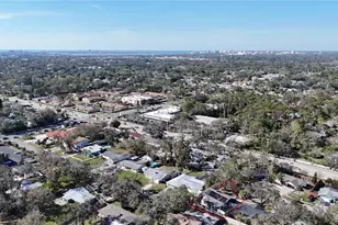 2900 Woodpine Ct, Sarasota, FL 34231 - Photo 73