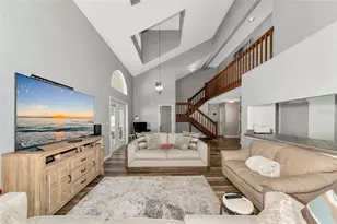 6145 Bonaventure Ct, Sarasota, FL 34243 - Photo 9