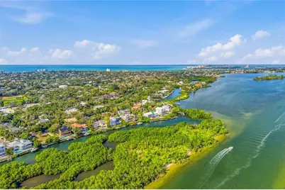 5236 Siesta Cove Drive, Sarasota, FL 34242 - Photo 59