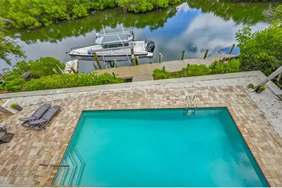 5236 Siesta Cove Drive, Sarasota, FL 34242 - Photo 45