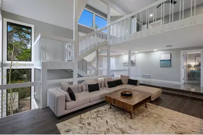 5236 Siesta Cove Drive, Sarasota, FL 34242 - Photo 11