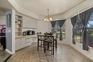 5008 30th St Ct E, Bradenton, FL 34203 - Photo 5