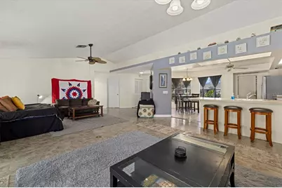 5008 30th Street Court E, Bradenton, FL 34203 - Photo 9