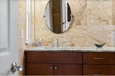 327 Avenida Milano, Sarasota, FL 34242 - Photo 41