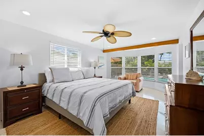 327 Avenida Milano, Sarasota, FL 34242 - Photo 31