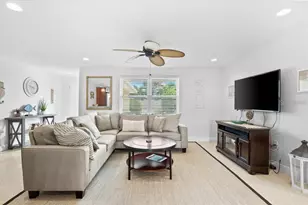 327 Avenida Milano, Sarasota, FL 34242 - Photo 7