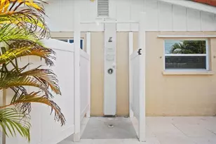 327 Avenida Milano, Sarasota, FL 34242 - Photo 51