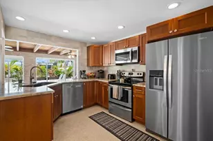 327 Avenida Milano, Sarasota, FL 34242 - Photo 15