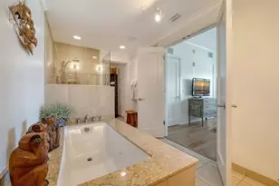 6512 Midnight Pass Rd, Sarasota, FL 34242 - Photo 23