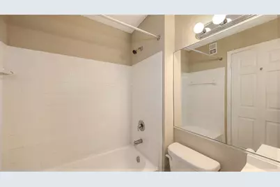 850 S Tamiami Trail #301, Sarasota, FL 34236 - Photo 17