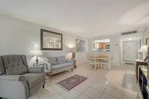 966 La Costa Cir, Sarasota, FL 34237 - Photo 11