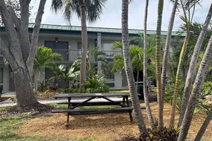 7150 N Tamiami Trl, Sarasota, FL 34243 - Photo 9