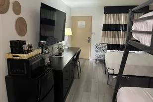 7150 N Tamiami Trl, Sarasota, FL 34243 - Photo 5