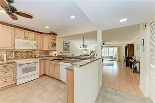 503 Spring Lakes Blvd, Bradenton, FL 34210 - Photo 7