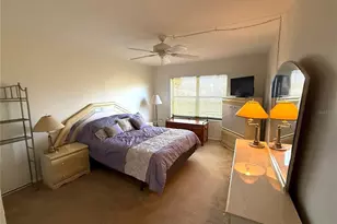 435 30th Ave W, Bradenton, FL 34205 - Photo 9