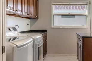 1211 Peridot Ln, Sun City Center, FL 33573 - Photo 15