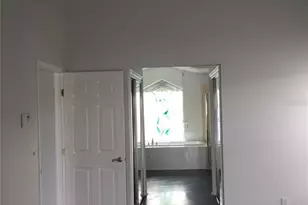 1211 Peridot Ln, Sun City Center, FL 33573 - Photo 17