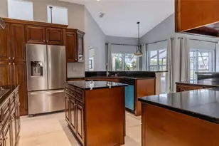 1211 Peridot Ln, Sun City Center, FL 33573 - Photo 11