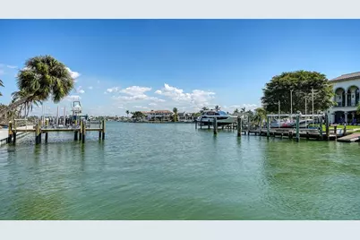 732 Siesta Drive, Sarasota, FL 34242 - Photo 19