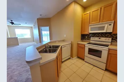 3468 Parkridge Circle #33-201, Sarasota, FL 34243 - Photo 11