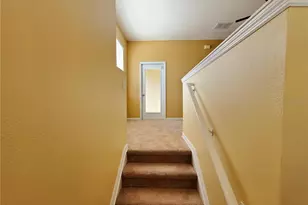 3468 Parkridge Cir, Sarasota, FL 34243 - Photo 5