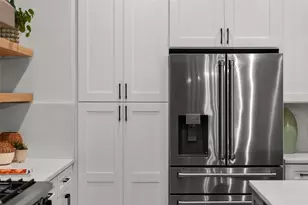 597 Buttonwood Dr, Longboat Key, FL 34228 - Photo 37