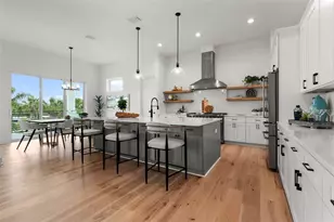 597 Buttonwood Dr, Longboat Key, FL 34228 - Photo 21