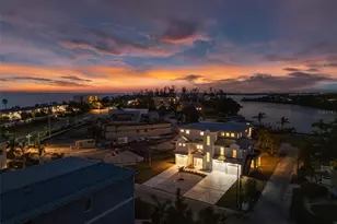 597 Buttonwood Dr, Longboat Key, FL 34228 - Photo 3