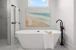 597 Buttonwood Dr, Longboat Key, FL 34228 - Photo 53