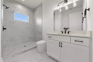 597 Buttonwood Dr, Longboat Key, FL 34228 - Photo 83