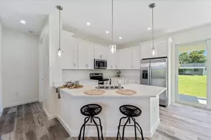 3299 Pinetree St, Port Charlotte, FL 33952 - Photo 7