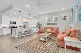 383 Aruba Cir, Bradenton, FL 34209 - Photo 9