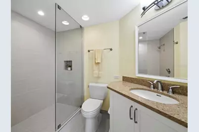 2410 Harbourside Drive #121, Longboat Key, FL 34228 - Photo 23