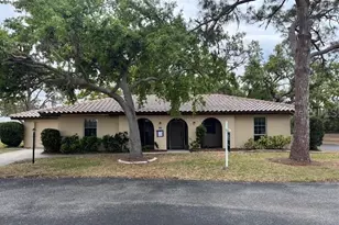 515 Rousseau Dr, Nokomis, FL 34275 - Photo 1