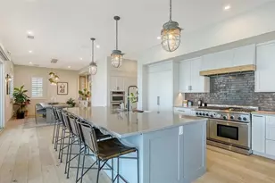 1300 Tangier Way, Sarasota, FL 34239 - Photo 9